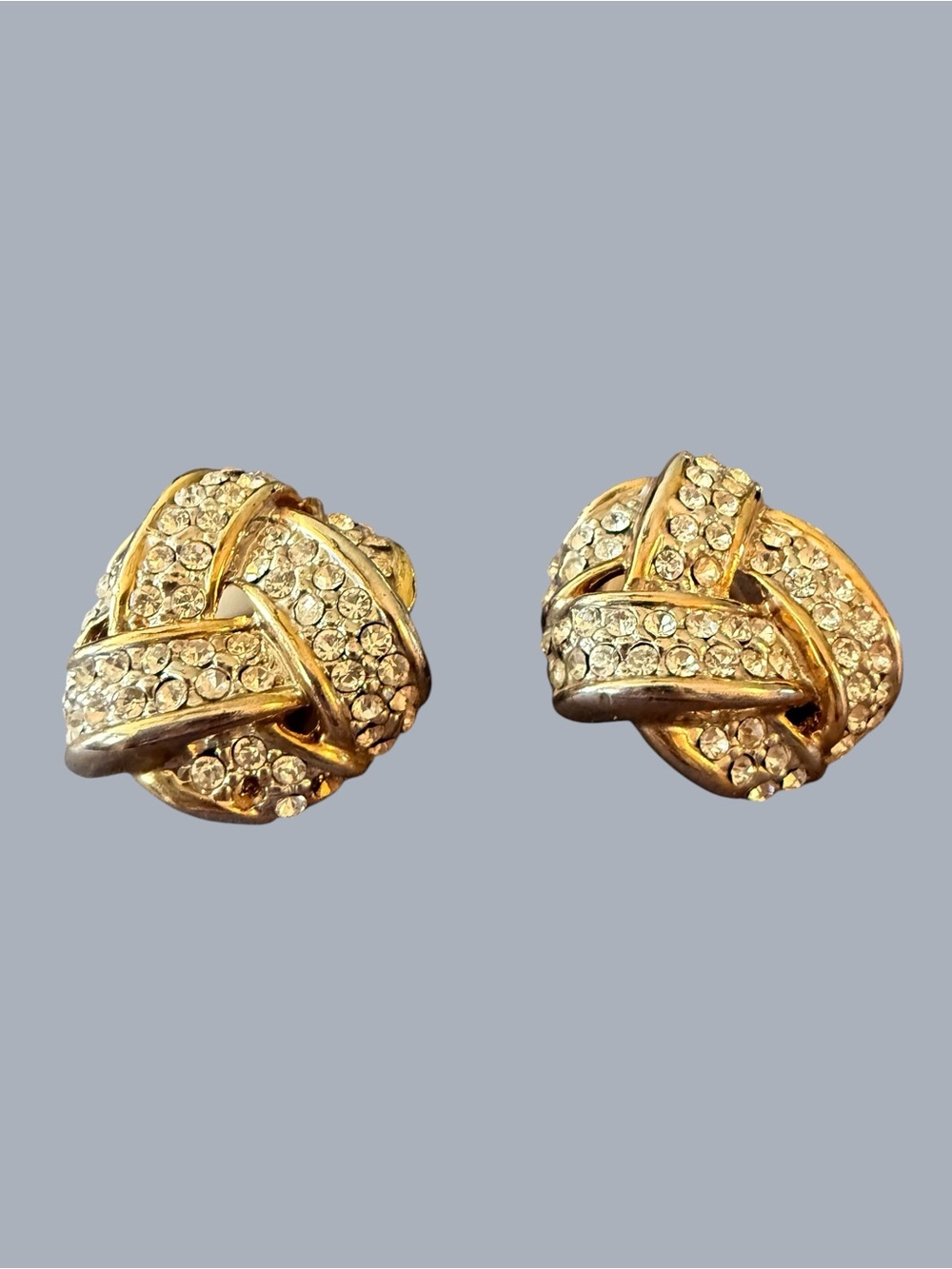 Vintage Jean Doucet GoldTone Rhinestone Clip-On Earring Designer Statement Knot - Picture 9 of 9